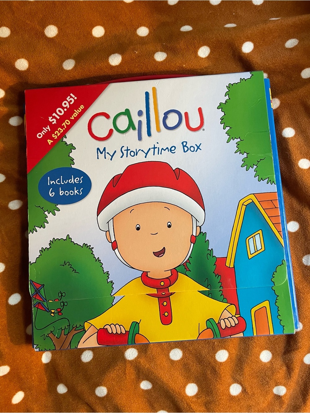 Caillou My Storytime Box - Yellow & Red Kids Book Set